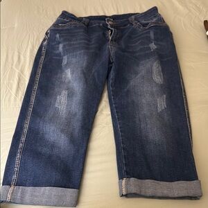 Flamingo Women's‎ Blue Jeans capri